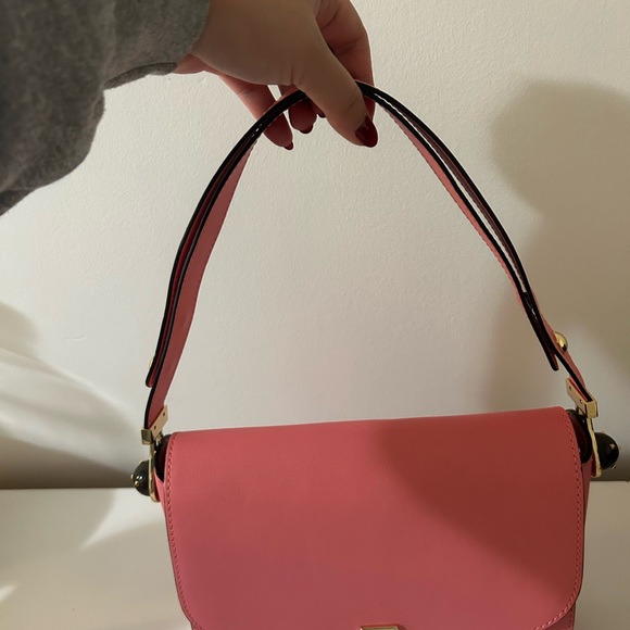 Valentino Garavani Handbags - Authentic Valentino Elegant Pink Shoulder Bag